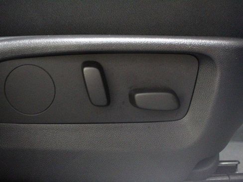 Certified 2023 Buick Envision Essence w/ Sport Touring Package image 11