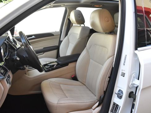 Used 2018 Mercedes-Benz GLE 350 w/ Premium 1 Package image 14