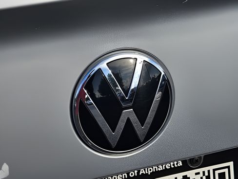 Used 2023 Volkswagen Jetta Sport FWD image 27