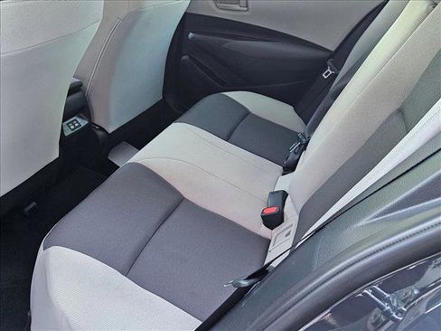 Used 2025 Toyota Corolla LE FWD image 16