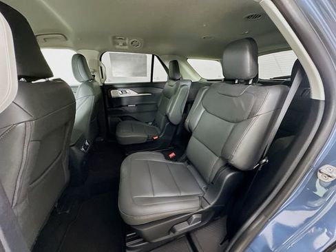New 2026 Ford Explorer Active image 23