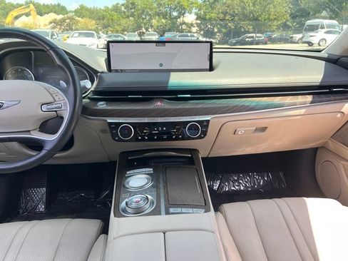 Used 2022 Genesis G80 2.5T w/ Prestige Package RWD image 15