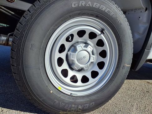 New 2026 GMC Sierra 1500 Pro w/ Pro Value Package image 22