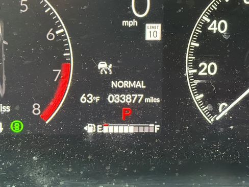 Used 2023 Honda HR-V LX image 27