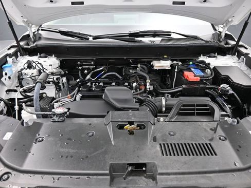 Certified 2025 Honda CR-V EX image 40