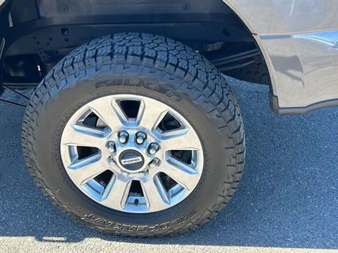 Certified 2018 Ford F250 Platinum w/ Platinum Ultimate Package AWD/4WD image 6