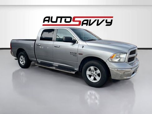 Used 2020 RAM 1500 Classic SLT AWD/4WD image 1