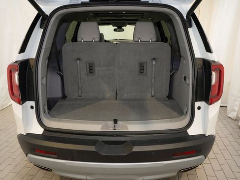 Used 2021 GMC Acadia SLT w/ Preferred Package image 5