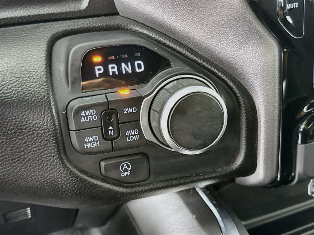 Used 2025 RAM 1500 Big Horn AWD/4WD image 18