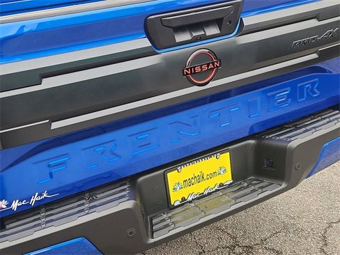 Used 2025 Nissan Frontier PRO-4X image 29