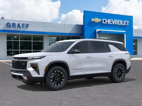 New 2026 Chevrolet Traverse Z71 w/ Enhanced Driving Package image 2