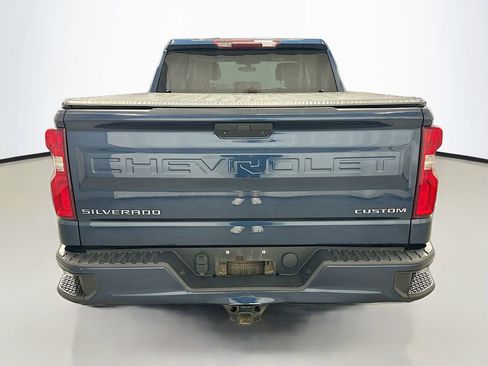 Used 2020 Chevrolet Silverado 1500 Custom w/ Custom Value Package image 7