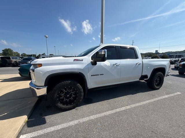 Used 2022 Chevrolet Silverado 2500 LTZ w/ LTZ Plus Package AWD/4WD image 12