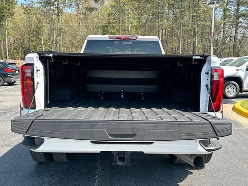 Used 2025 GMC Sierra 3500 Denali Ultimate image 16