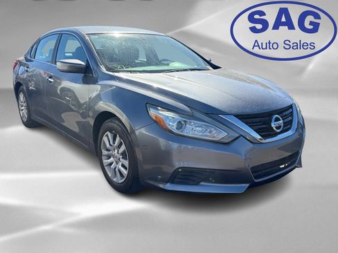 Used 2018 Nissan Altima 2.5 S w/ S Convenience Package image 2