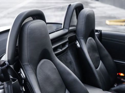 Used 2006 Porsche Boxster image 18