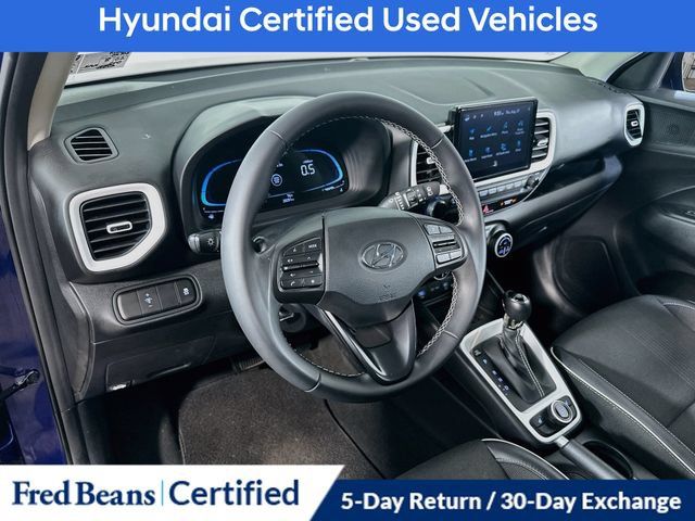 Certified 2023 Hyundai Venue Limited w/ Cargo Package FWD image 20