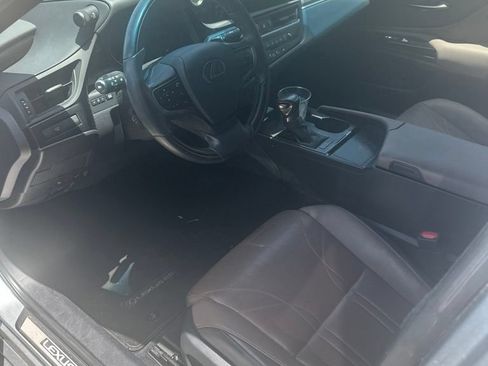 Certified 2024 Lexus ES 350 w/ Technology Package FWD image 6