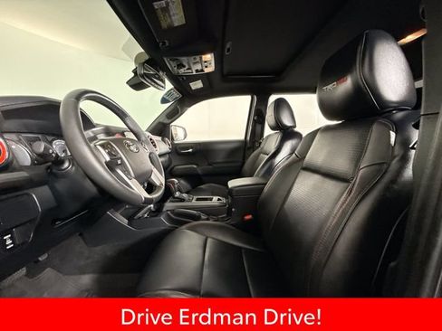 Certified 2022 Toyota Tacoma TRD Pro AWD/4WD image 6
