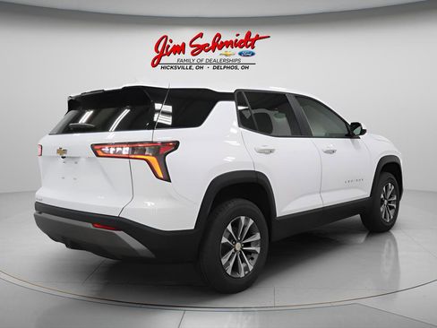 New 2026 Chevrolet Equinox LT FWD image 6