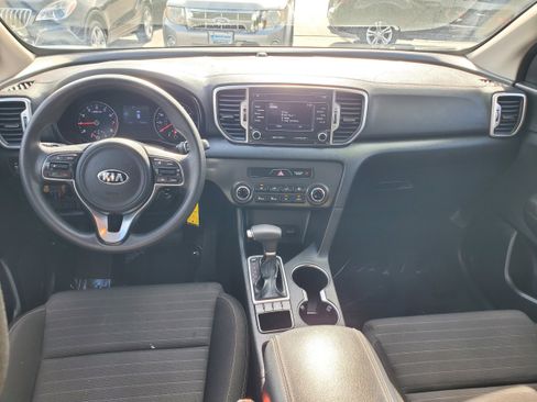 Used 2018 Kia Sportage LX AWD/4WD image 24