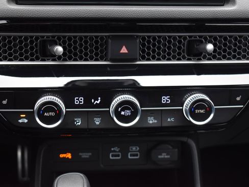 Used 2024 Honda Civic Sport Touring image 9