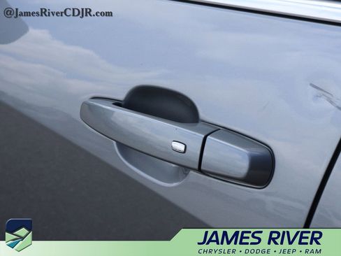 Used 2023 Chevrolet Malibu LT image 19