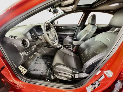 Used 2023 Kia Forte GT-Line w/ GT-Line Premium Package FWD image 20