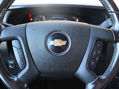 Used 2023 Chevrolet Express 3500 139WB ENCLOSED SERVICE VAN w/ Power Convenience Package image 24