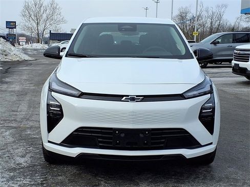 New 2027 Chevrolet Bolt LT image 18