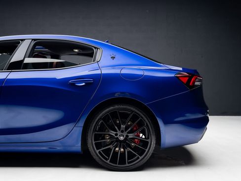 Used 2022 Maserati Ghibli Modena image 20