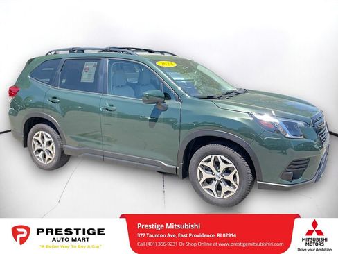 Used 2024 Subaru Forester Premium AWD/4WD image 1