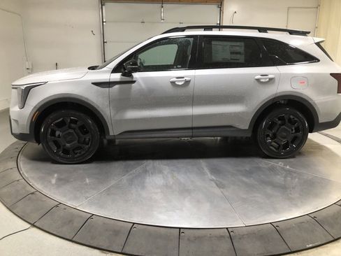 New 2026 Kia Sorento X-Line EX image 4