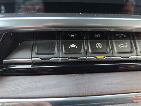 Used 2022 GMC Sierra 1500 SLT w/ SLT Convenience Package image 36