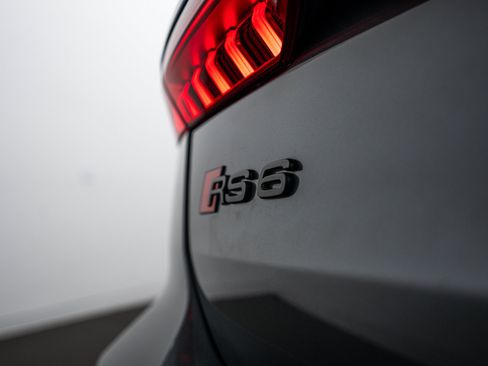 Used 2021 Audi RS 6 AWD/4WD image 21