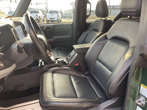 Used 2023 Ford Bronco Badlands w/ Sasquatch Package image 33