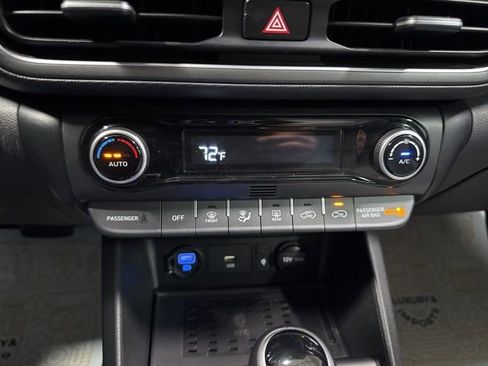 Used 2023 Hyundai Kona SEL w/ Convenience Package image 21