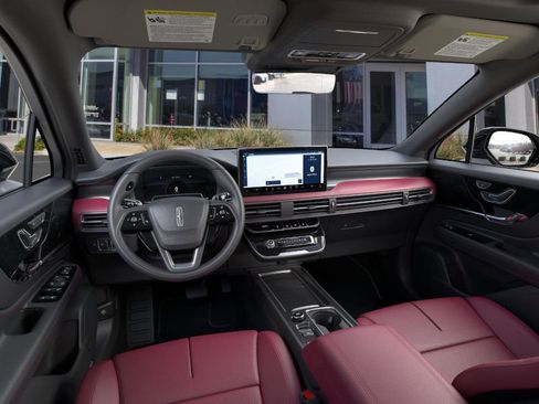 New 2026 Lincoln Corsair Reserve image 9