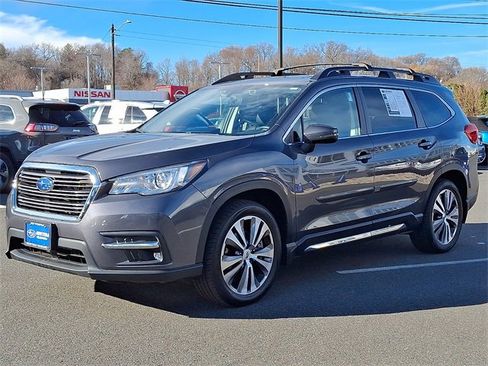 Used 2022 Subaru Ascent Limited w/ Technology Package image 3