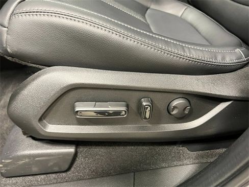 New 2025 Honda Pilot EX-L image 14