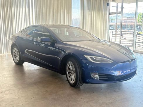 Used 2016 Tesla Model S 75 RWD image 3