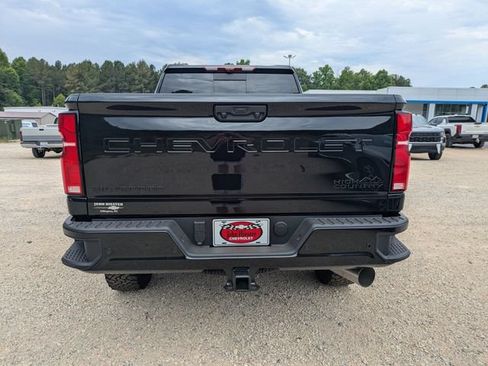 New 2026 Chevrolet Silverado 2500 High Country w/ High Country Premium Package AWD/4WD image 3