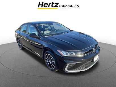 Used 2025 Volkswagen Jetta SE