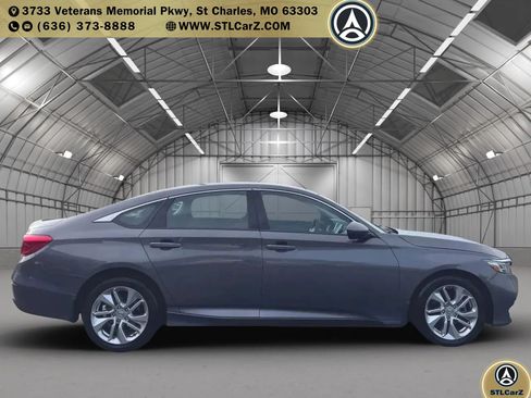 Used 2019 Honda Accord LX image 2