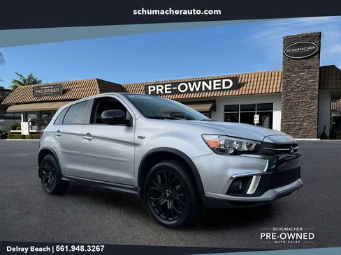 Used 2018 Mitsubishi Outlander Sport LE FWD image 1