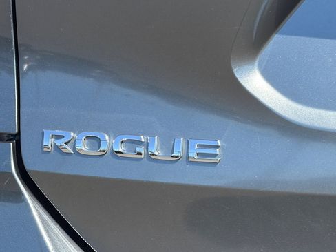 Used 2018 Nissan Rogue S FWD image 28