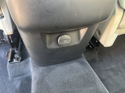 Certified 2023 Volvo XC90 B6 Plus image 16