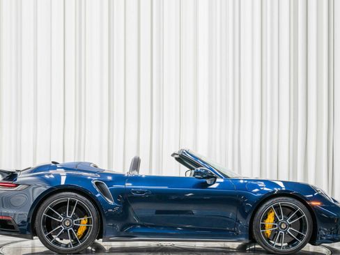 Used 2021 Porsche 911 Turbo S image 2