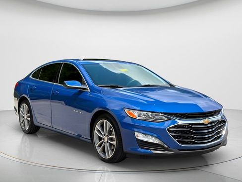 Used 2023 Chevrolet Malibu LT FWD image 3