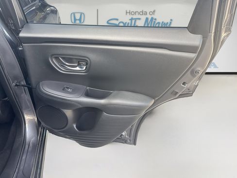 Certified 2023 Honda HR-V LX image 29